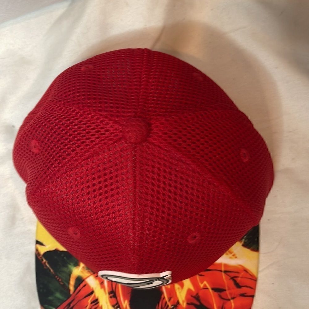 Flash Baseball Cap Hat SnapBack. - Picture 3 of 8